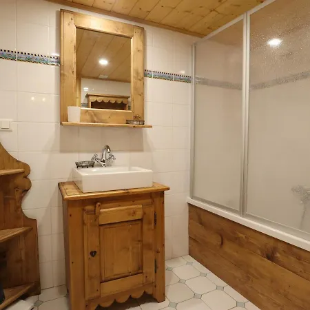 - Chaleureux Pour 8 Personnes - Fr-1-623-314 *